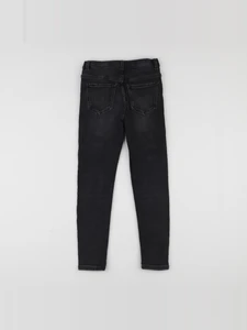 Zara - jean noir - 8 ans