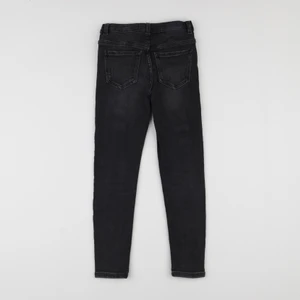 Zara - jean noir - 8 ans