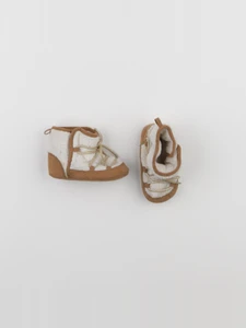 Tape à l'oeil - chaussons marron - pointure 20