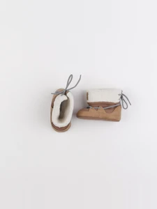 Vertbaudet - chaussons marron - pointure 19