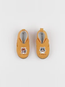 Vertbaudet - chaussons orange - pointure 20