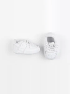Nike - chaussons blanc - pointure 16