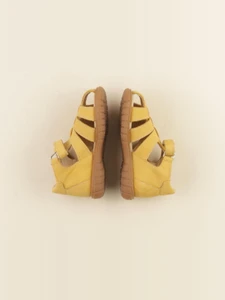 Vertbaudet - sandales jaune - pointure 24