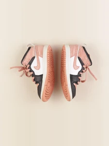 Nike - baskets rose, noir - pointure 29/30