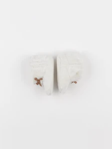 Tape à l'oeil - chaussons blanc - pointure 18/19