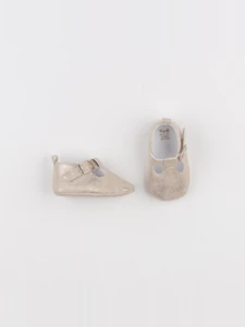 Tape à l'oeil - chaussons or - pointure 17