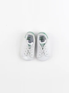Adidas - chaussons blanc - pointure 17