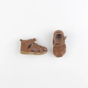 Vertbaudet - sandales marron - pointure 18