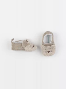 Vertbaudet - chaussons beige - pointure 19