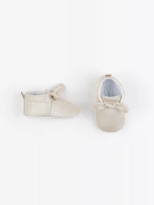 Vertbaudet - chaussons or - pointure 17