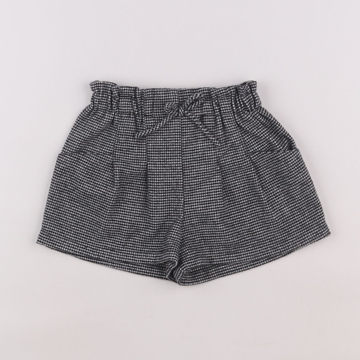 Zara - short noir - 18 mois à 2 ans