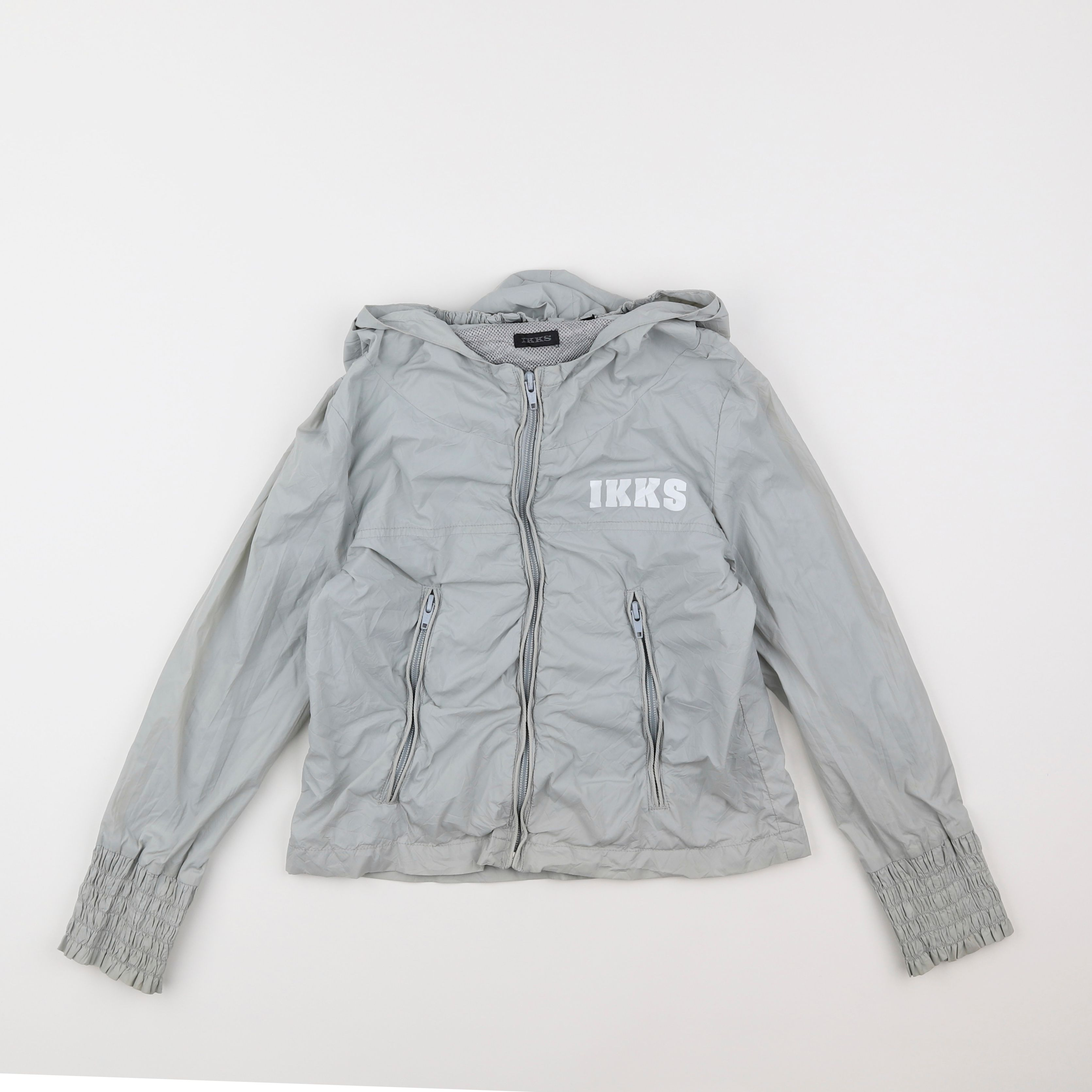 IKKS - coupe-vent gris, imprimé au dos - 8 ans