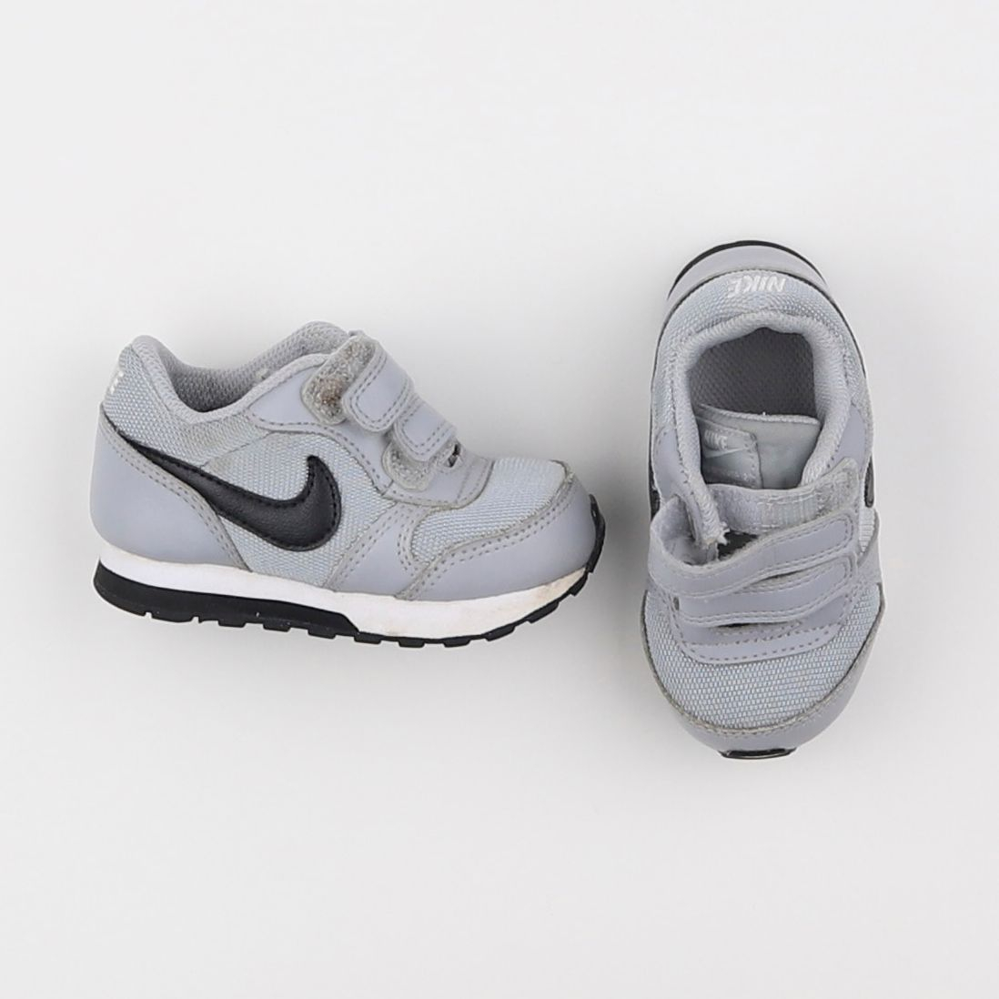 Nike - baskets gris - pointure 21