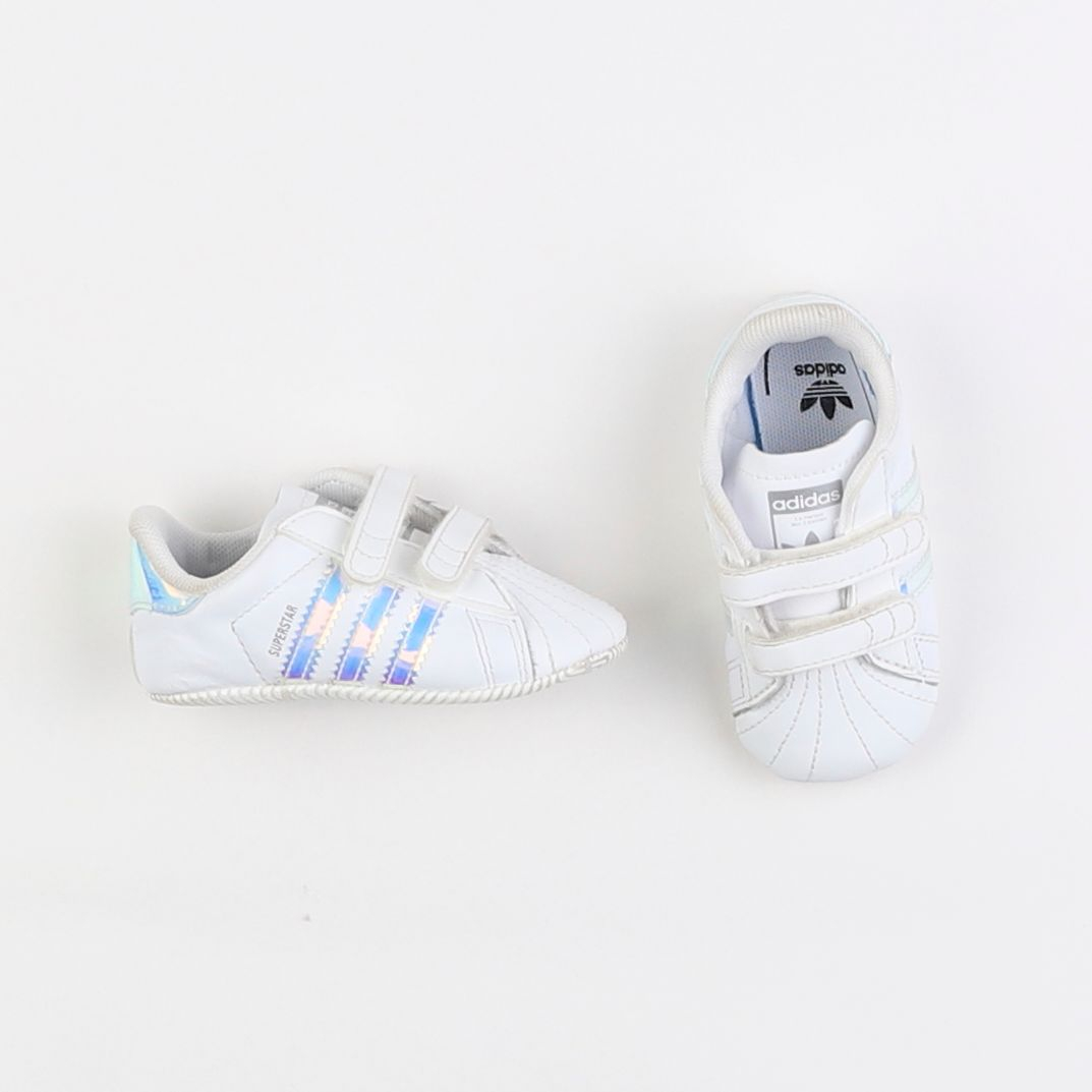 Adidas - chaussons blanc - pointure 19