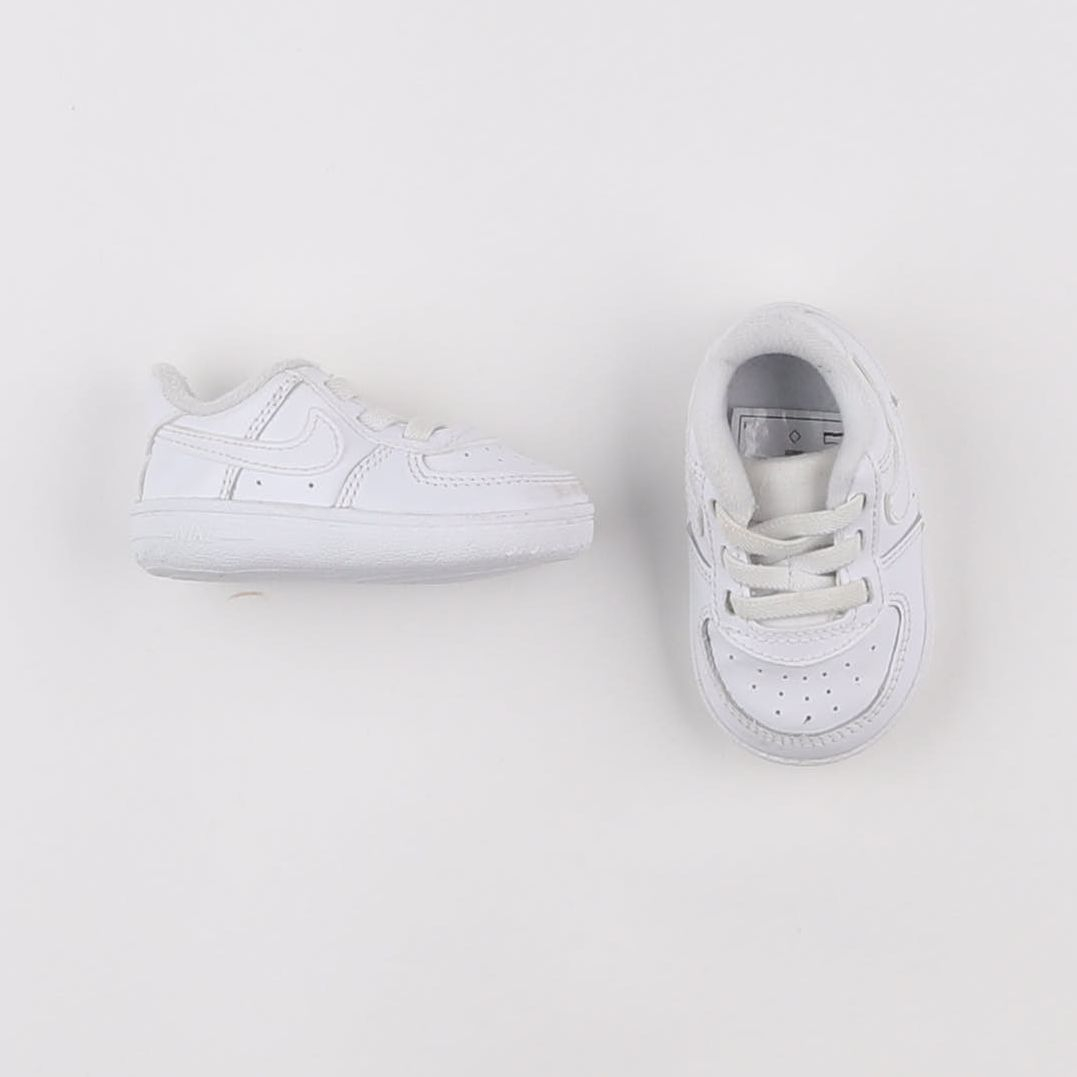 Nike - tennis à scratch/ lacets blanc - pointure 17