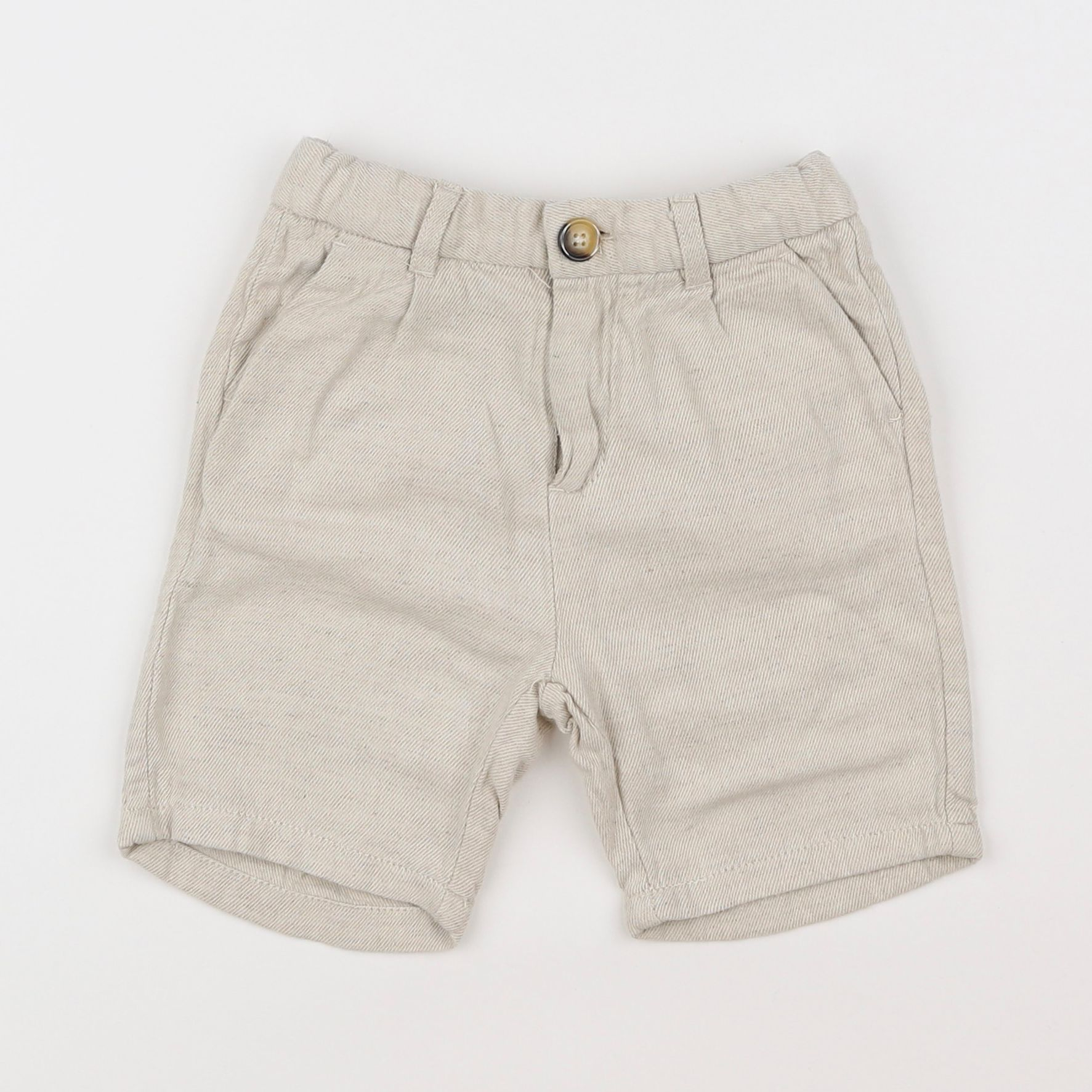 Zara - short beige - 4 ans