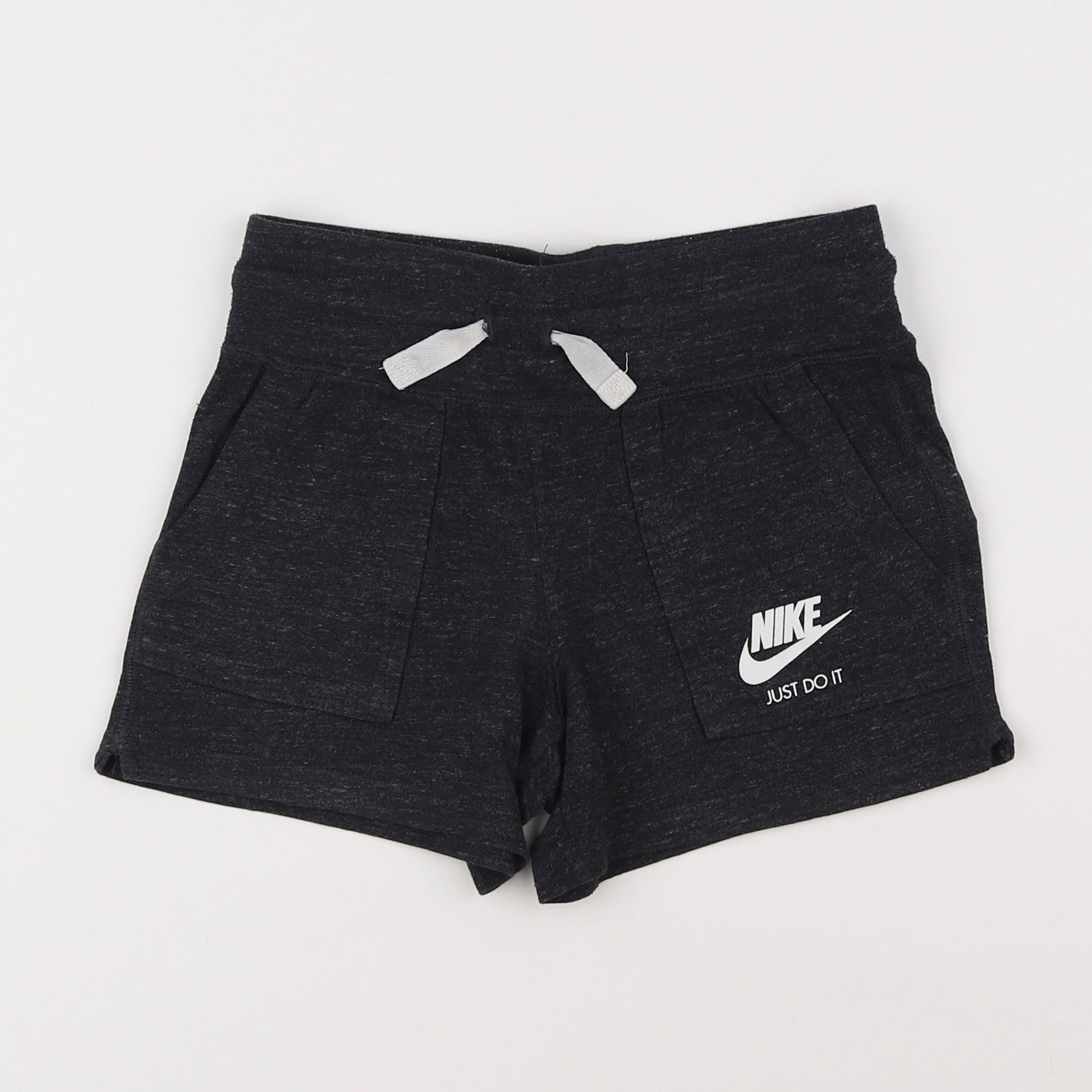 Nike - short gris - 6/8 ans